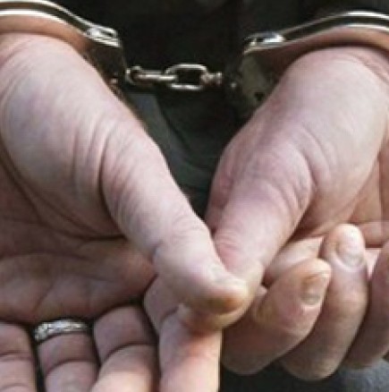 Арестуваха англичанин педофил в Несебър