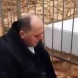 Видео с човекът, който плаче с кървави сълзи по неизвестни причини