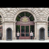 НОВИ претенденти за Дондуков 2: Историк и генерал влизат в президентската битка