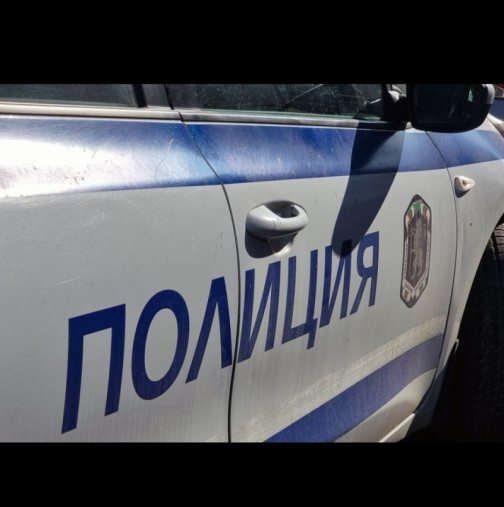 Катастрофа на ключово кръстовище в София - кола се заби в стълб, жена е в болница!