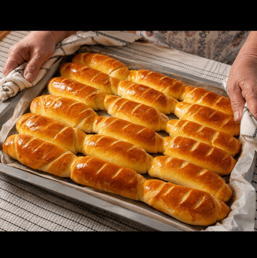 Кой каза кифлички? Тези са пълни с масло и остават меки с часове! А как ухаят само - на френска пекарна: