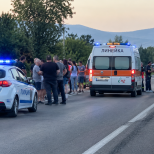 Тежка катастрофа: Пешеходец загина, движението по пътя за Маказа е отклонено