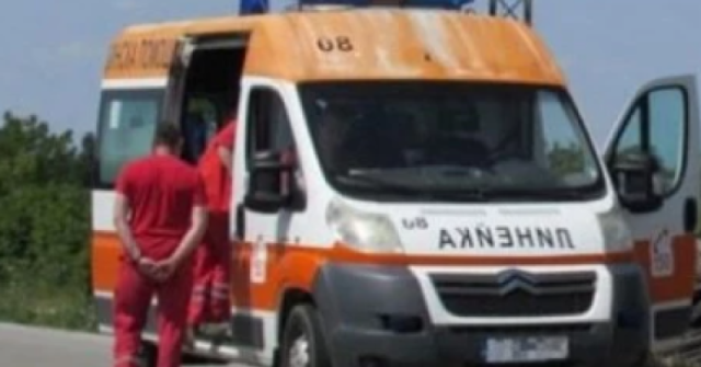 Две момчета на 16 и 17 години загинаха в катастрофа