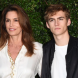 Това е последната снимка на сина на Синди Крауфорд: Така изглеждаше само месец преди трагедията