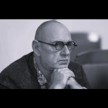 Наследниците на Любен Дилов-син заплашиха със съд заради това самоволие с паметта му: