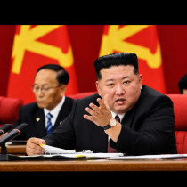 Мозъчен кръвоизлив, кома и тайна смърт в Пекин: Разбулиха мистерията около кончината на Ким Чен Ун