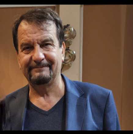 Ники Кънчев изненада с драстично променена визия на 65 години (СНИМКИ): 