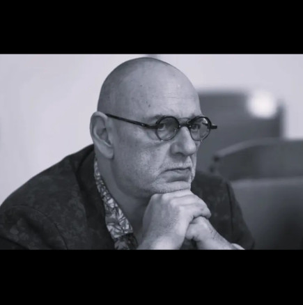 Наследниците на Любен Дилов-син заплашиха със съд заради това самоволие с паметта му: