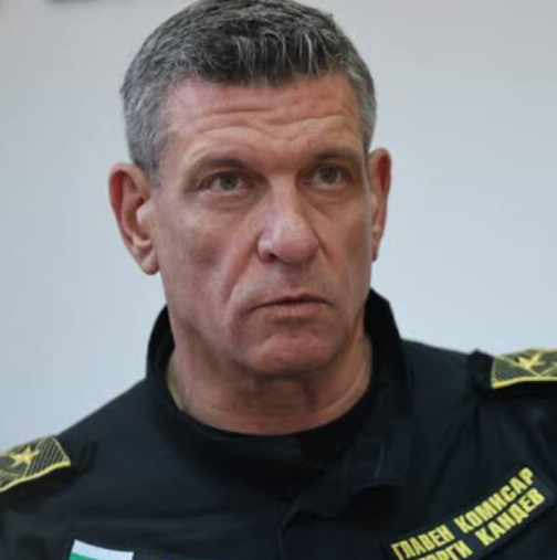 Георги Кандев показа дома си и отговори на обвиненията: „Ето го големия палат!“