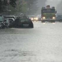 Потоп в Ловеч, обявиха бедствено положение