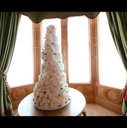 Най-скъпите сватбени торти в историята на сватбите на известните личности