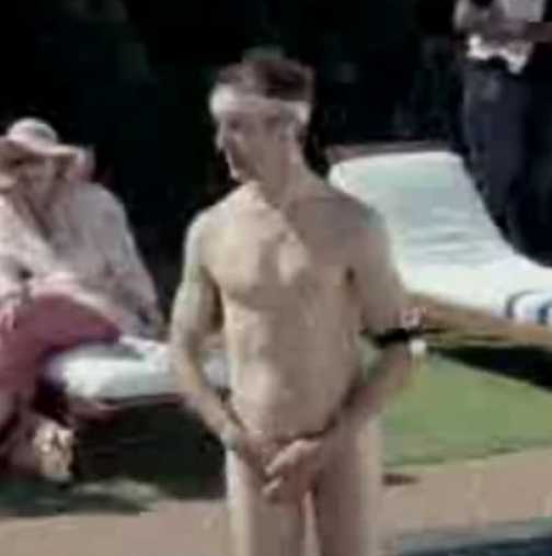 Пиян турист тича гол в хотел в Слънчев бряг