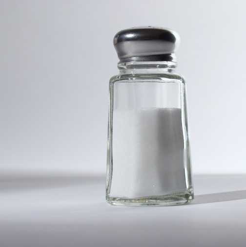 Ограничете солта! Всеки един на 10 смъртни случая е в резултат на прекомерна употреба на сол.
