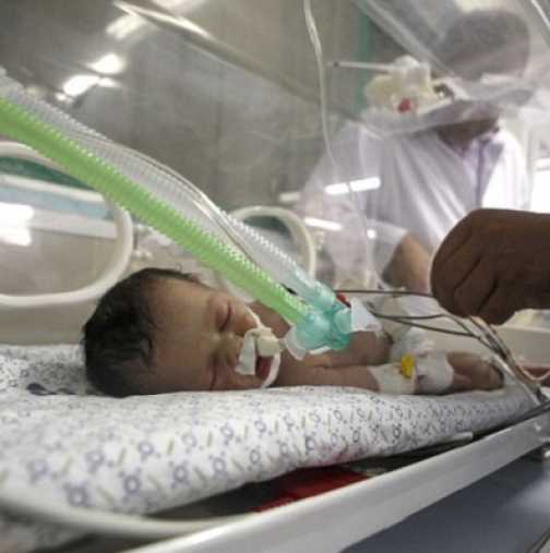 Трагедия: Почина бебето, което се родило след смъртта на майка си-спрял токът в инкубатора