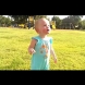 Емоционално видео! Това дете се сбогува с биберона си!