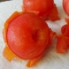 Как бързо и лесно да обелите домат? (Видео)