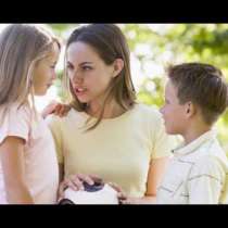 Жените повтарят на децата си фрази, които са чули от майките си