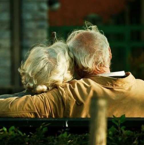 Съвети от нашите баби и дядовци: 10 навика, които ще утвърдят любовната връзка