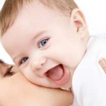 Как да накараме бебето да се смее?