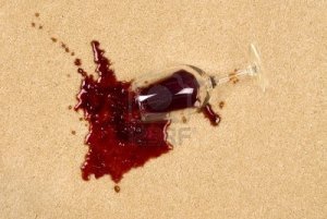 Как се премахват петна от вино