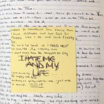 Дневникът на тийнейджърка, която починала от анорексия: Мразя тялото си! Искам да ...