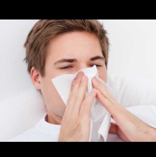 Защо мъжете се оплакват повече при настинка? Има научно обяснение!
