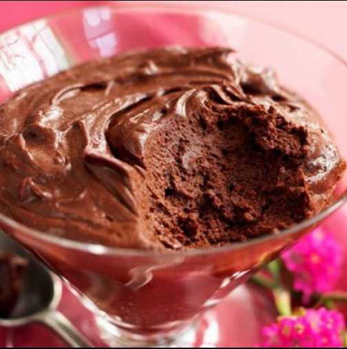 Шоколадов десерт готов за по-малко от 10 минути