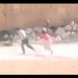 Героизъм, каквото не сте виждали: Момче спасило момиче от снайперисти в Сирия! (Видео)