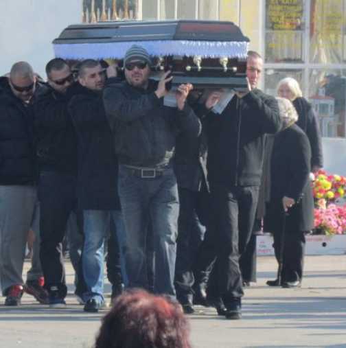 Снимки то погребението на Димитър Стоянов-Лудия