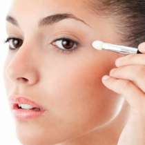 Как козметиката може да навреди на очите ни?
