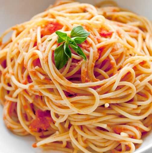 Как най- бързо може да си направите спагети за вечеря? (Видео)
