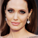 Винаги е добра, но дали сте виждали Анджелина Джоли без грим?