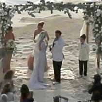 Ексклузивни снимки от сватбата на Джони Деп на Бахамите