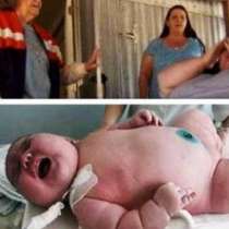 Жена роди 18-килограмово бебе гигант!