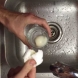 Милиони видяха скоростното белене на яйца за секунди!