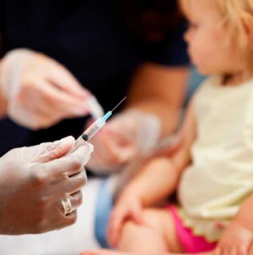 Дете на година и половина почина от морбили поради страх от ваксини