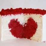 Торта-изненада за Свети Валентин