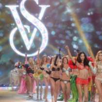 Зрелищното шоу на Victorias Secret за 2012