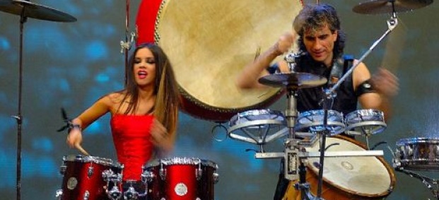 Елица и Стунджи представят България на Евровизия с песента си "Кисмет"