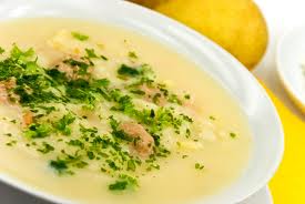 Картофена супа със зеле и наденички
