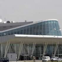 Вижте най-големият самолет в света, който кацна на летище София