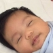 Опитайте и вие: Хитър баща си приспа бебето за 40 секунди с помощта на салфетка