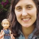 Майката, която  изтри грима от куклите на дъщеря си с ацетон има чудесно съобщение!