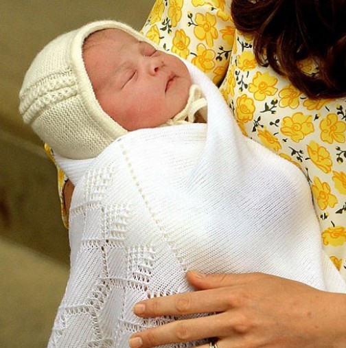 Бебето на Кейт и Уилям твърде голямо за новородено?! Родено от сурогатна майка, а Кейт ...