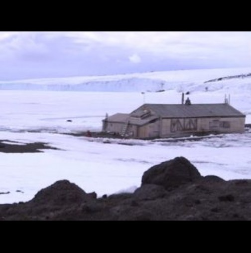  Те откриха къща буквално на края на света: Когато влязоха вътре, не можаха да повярват на очите си! (Видео)