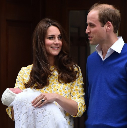 Уилям и Кейт представиха принцесата на родителите си