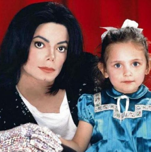 Истинска красавица: Ето как изглежда днес дъщерята на Майкъл Джексън