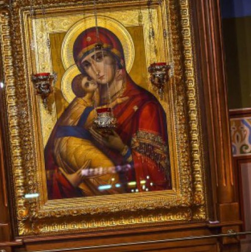 На 15 май вижте чудотворната икона на Св. Богородица Миртиотиса - помага на млади бездетни семейства, различни болести, дори и от рак