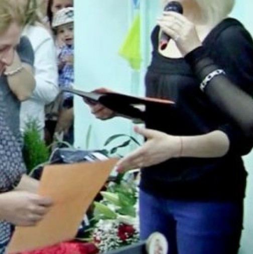 Абитуриентка от Бургас очаква внуче