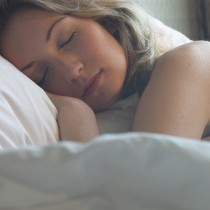 Защо се потим когато спим?